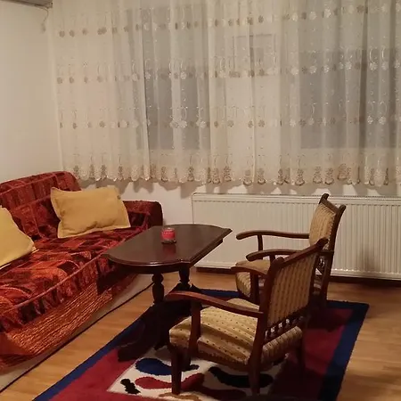 Ξενοδοχείο Hotel Admiral Arena Garni 4*