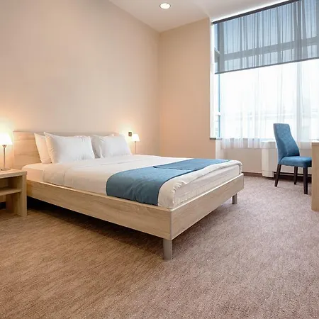 Admiral Arena Garni Hotel 4*