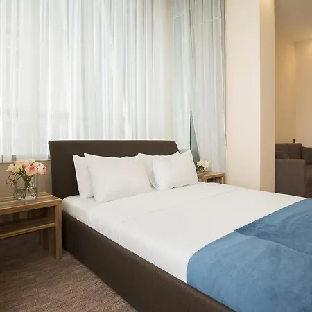 Hotel Admiral Arena Garni Βελιγράδι