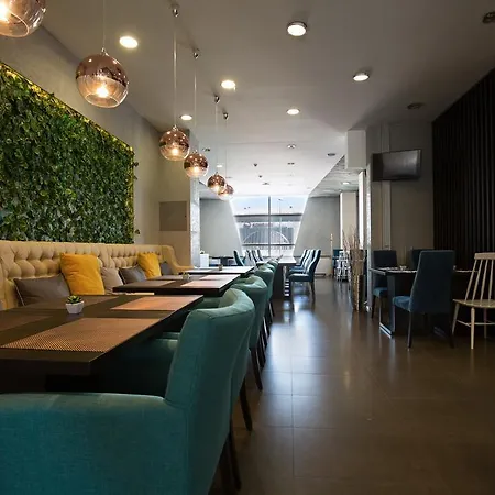 Hotel Admiral Arena Garni