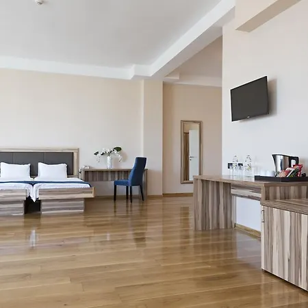 Hotel Admiral Arena Garni Ξενοδοχείο