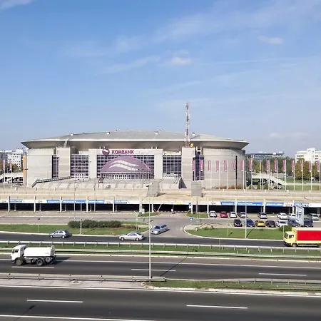 Hotel Admiral Arena Garni 4*